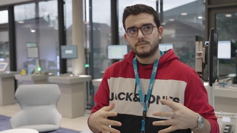 Vorschaubild für AI Customer Trainings at SICK - Interviews